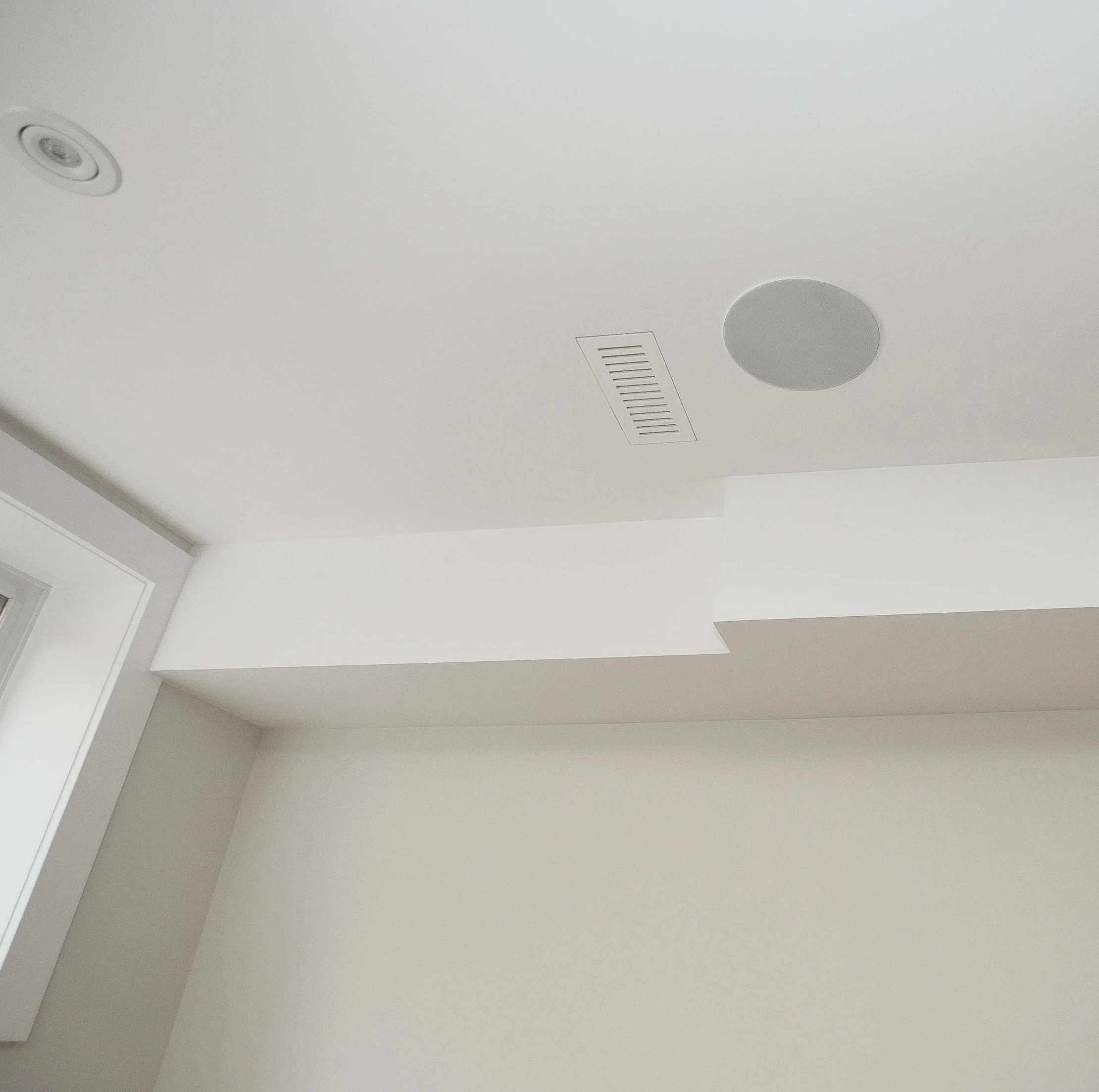 Envisivent Removable Flush Mount Air Supply, 10” x 4” (Duct Opening)/Requires 11" x 5" Drywall Opening - Image 4